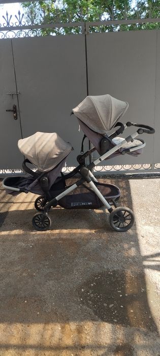 Коляска для двойни