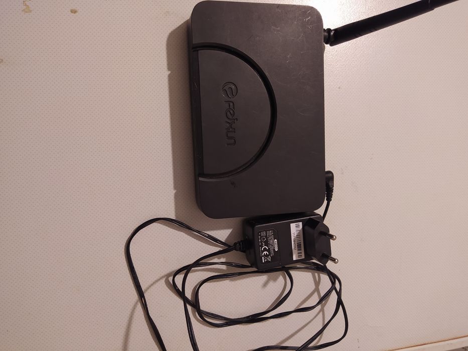 Продам модем роутер в рабочем состоянии бу цена 5 т