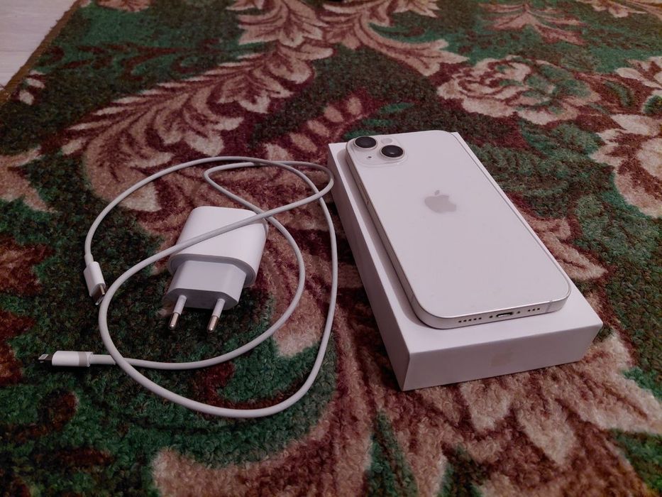 IPhone 14 256g белый