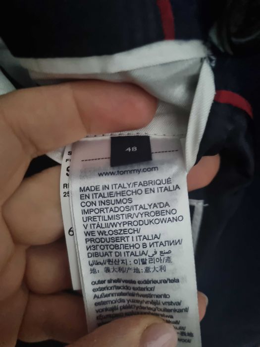 Tommy Hilfiger късно палто от необработена вълна