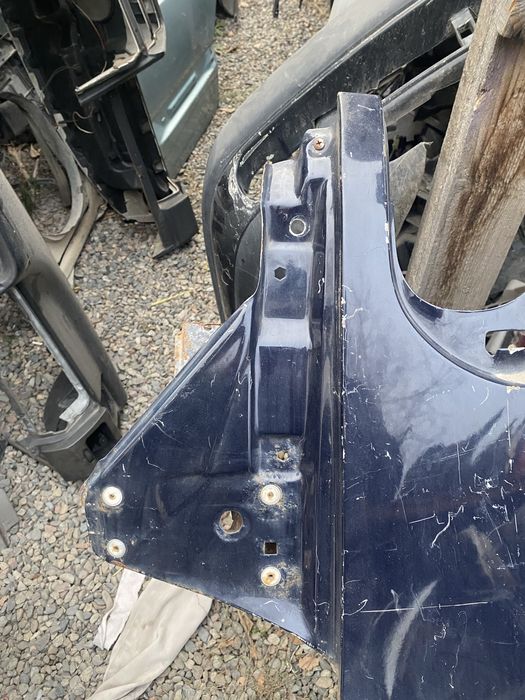 Переднее крыло ауди а6с4