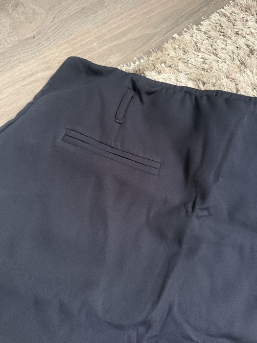 Дамски пола-панталони