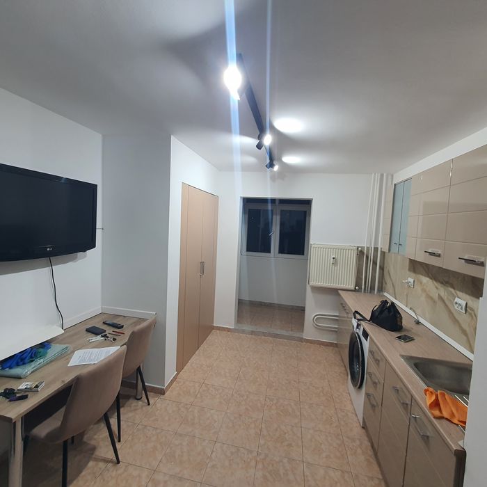 Apartament metrou Gorjului