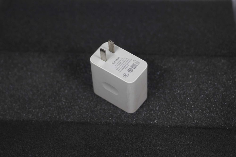 Оригинальная зарядка OnePlus Warp Charge 30W