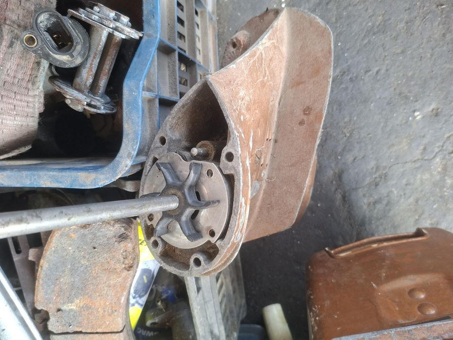 Двигател джонсън 6 к.с