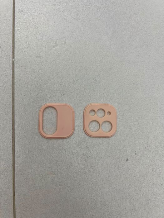 Vand huse pentru ipad si telefon