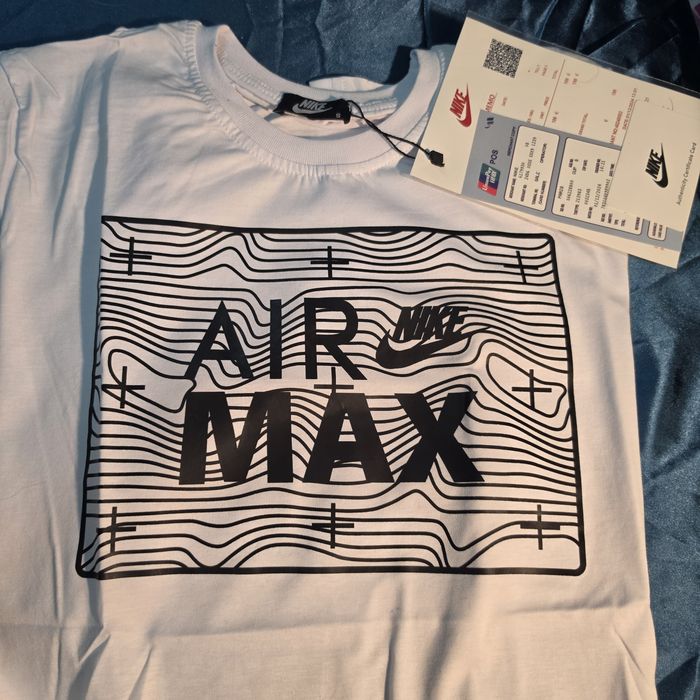 Tricou Nike Air Max marimea S, alb, bumbac, unisex. Nou cu eticheta. Farfetch