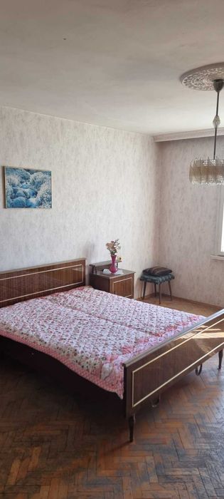 Продава се Тристаен апартамент в Разград, Житница - 110 кв.м за 1159 €/кв.м - Снимка #3