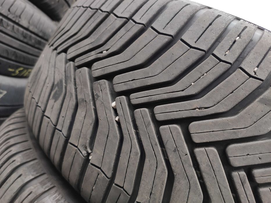 2бр Всесезонни гуми 215 55 17 - Michelin