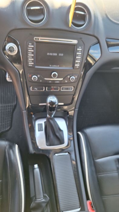 Ford Mondeo Titanium Edition