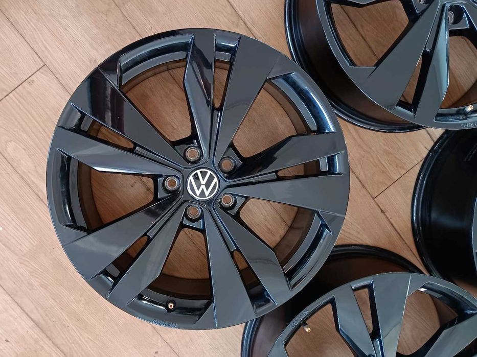 Jante 19 VW ID3 originale Golf compatibile Cupra Born Skoda Octavia