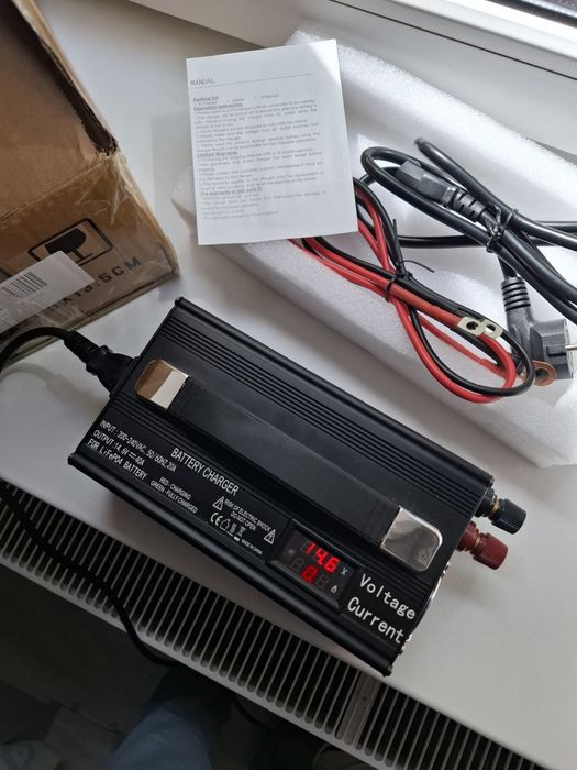 Vînd încărcătoare 14,6v/40 Ah  și 14,6/100 Ah