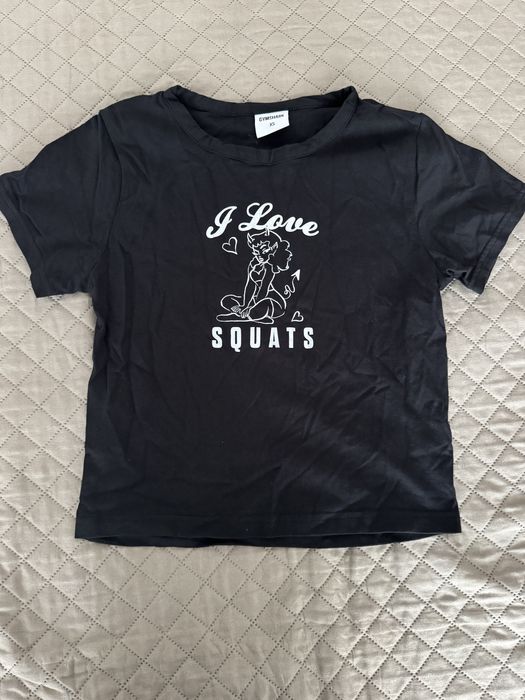 Спортни дрехи.