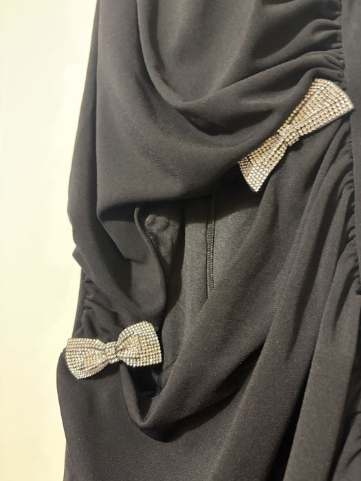 Черна рокля на Zara с панделки - XS - чисто нова