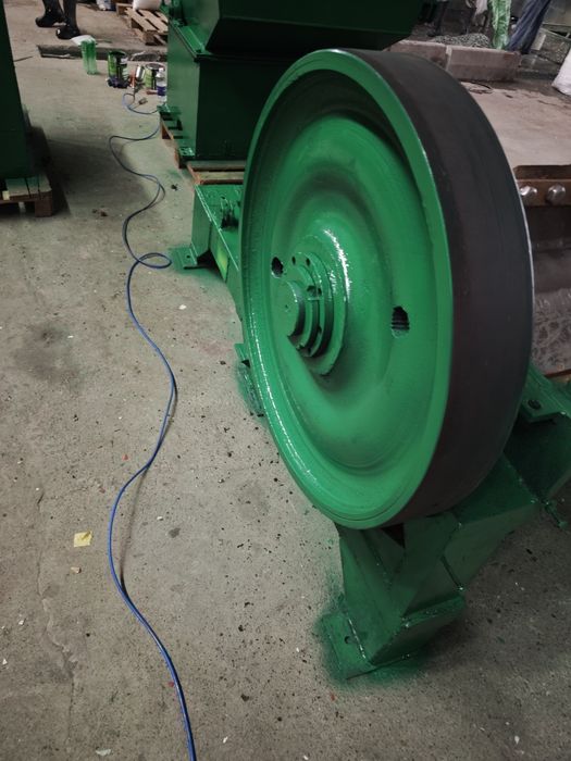 Дробилка для дробления б.у. баклажек