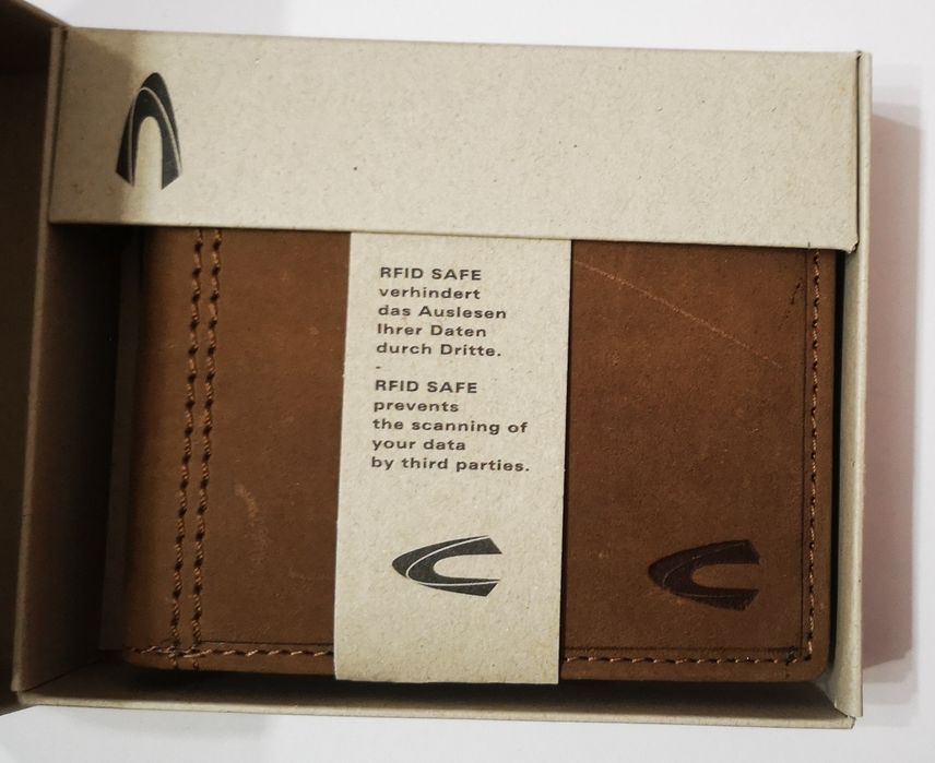 Camel Active - мъжки портфейл