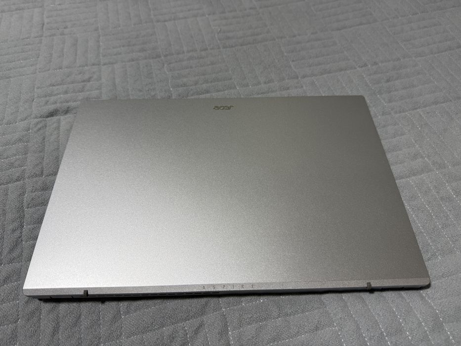 Ноутбук aser. Rysen 7 5700U