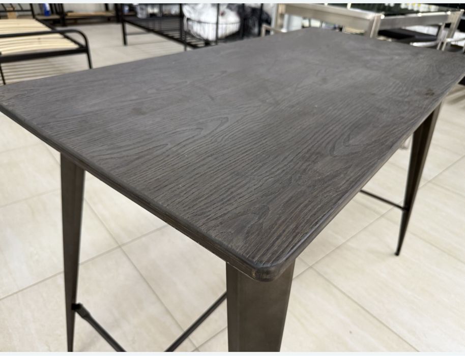 Masa de bar Lumisource cu cadru metal / blat de bambus presat