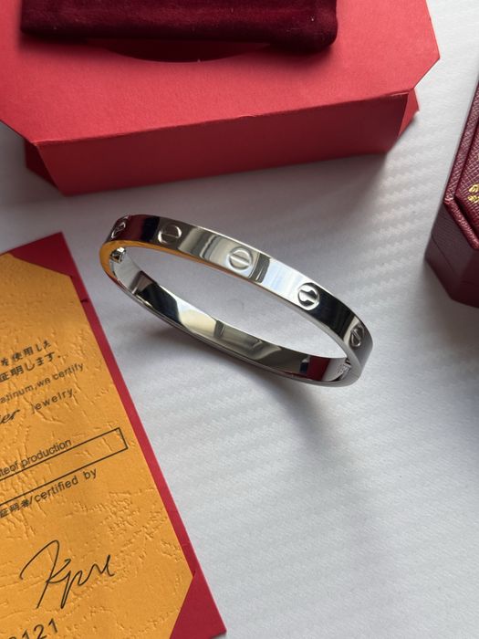 Cartier гривна със сертификати