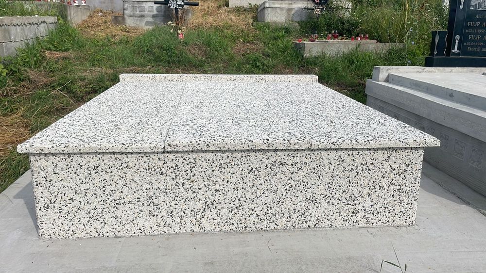 Monumente funerare cadru mormant