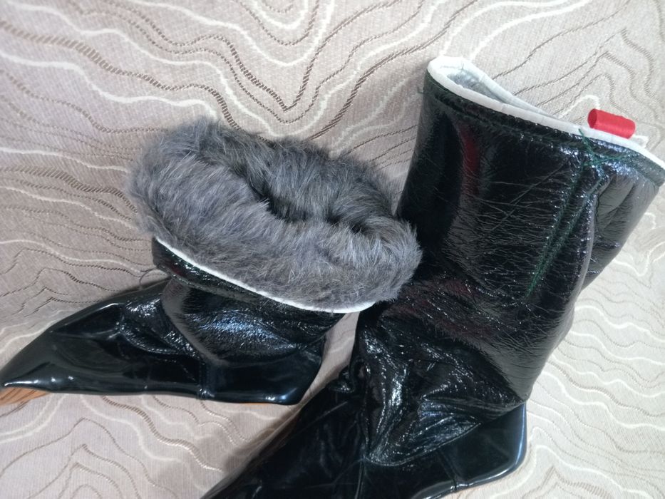 Отрезы ткани, платки