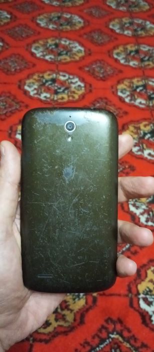 Телефон Huawei продается/Сотаман