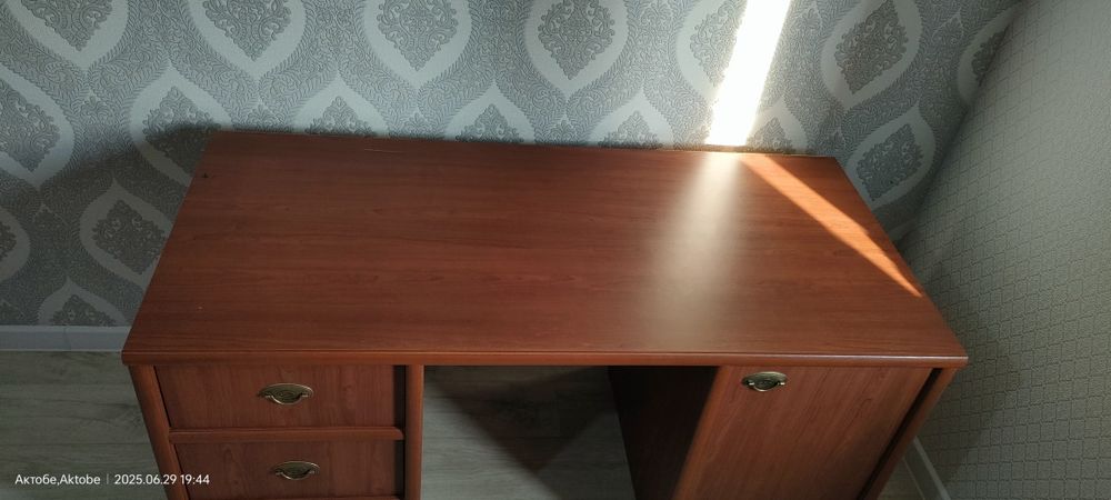Продам рабочий стол