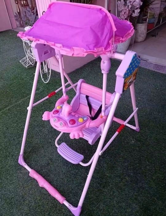 Se vinde sterilizator de biberoane și leagan cu muzica noi