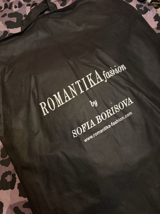 Черна бална рокля