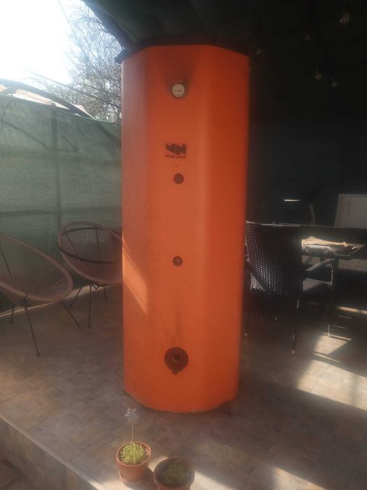 Boiler -Pufer 300 L