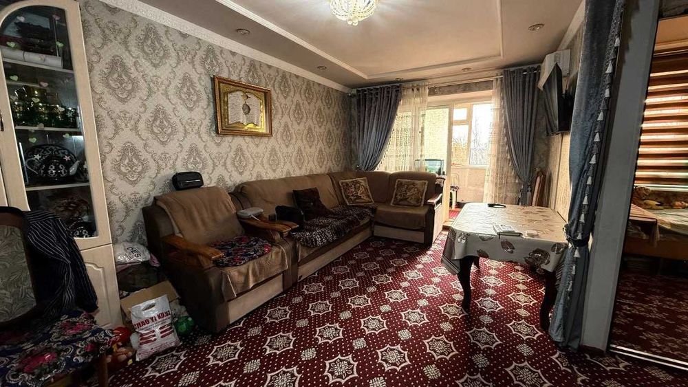 Киргили  Дружба 4 қаватда 2 хонали квартира сотилади. ID: 1880