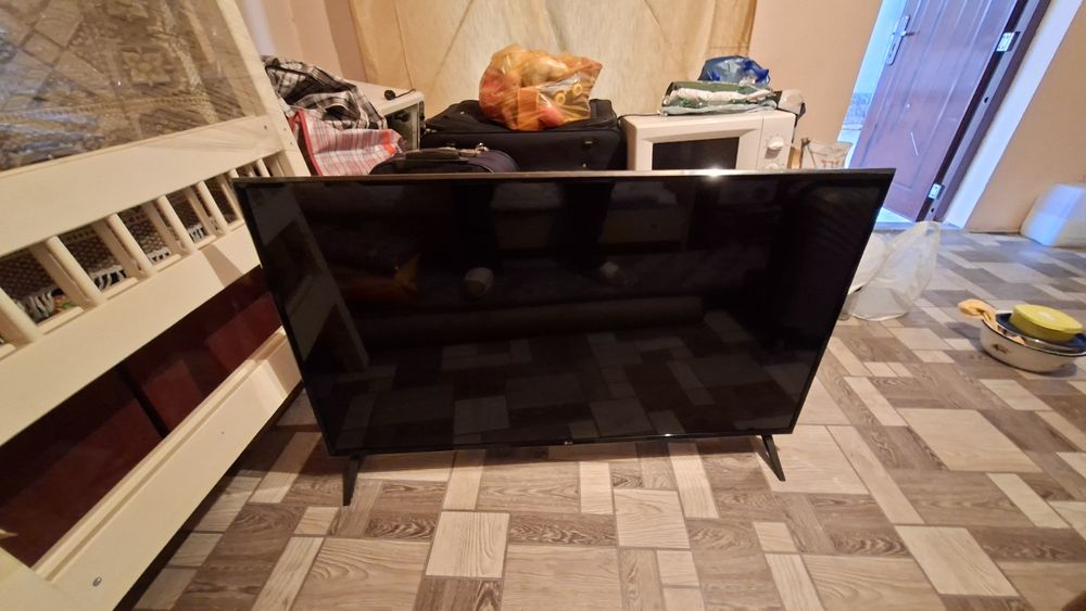 Продаю смарт телевизор