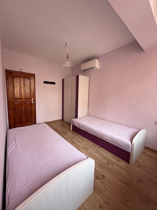 Дава се под наем Тристаен апартамент в Пловдив, Център - 85 кв.м за 475 € - Снимка #7