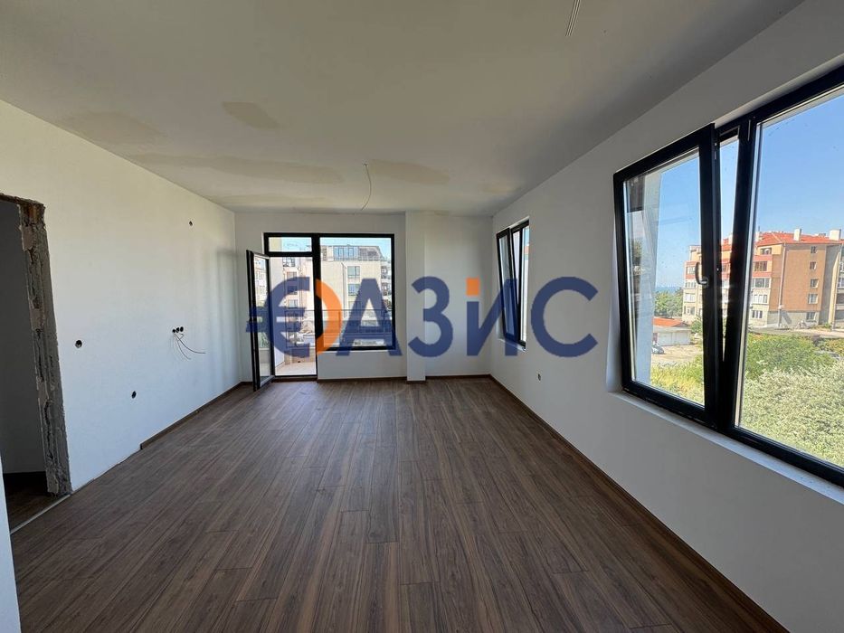 Продава се Двустаен апартамент в Поморие - 67 кв.м за 1717 €/кв.м - Снимка #4