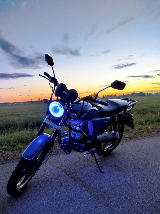 Мотоцикл yaqi 49