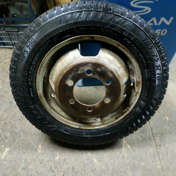 Продам запаску на Газель в отс