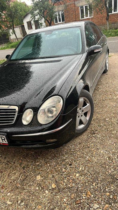MERCEDES-BENZ E-Class 2005 — imagine 3