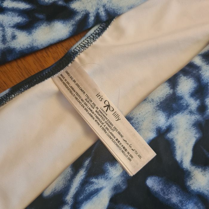 Costum baie intreg nou xl-xxl