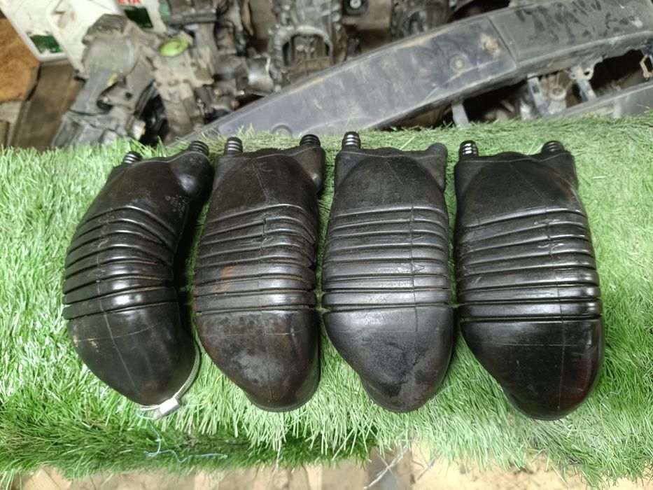 Гофра на впрыск Ауди 80 Б4