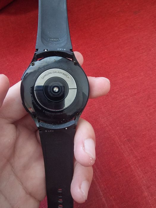 Часовник Samsung Galaxy Watch 4