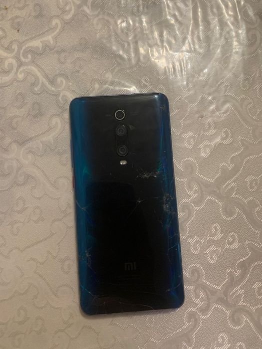 Продам Xiaomi mi 9t pro