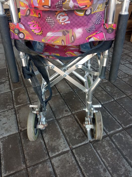 Детская инвалидная коляска