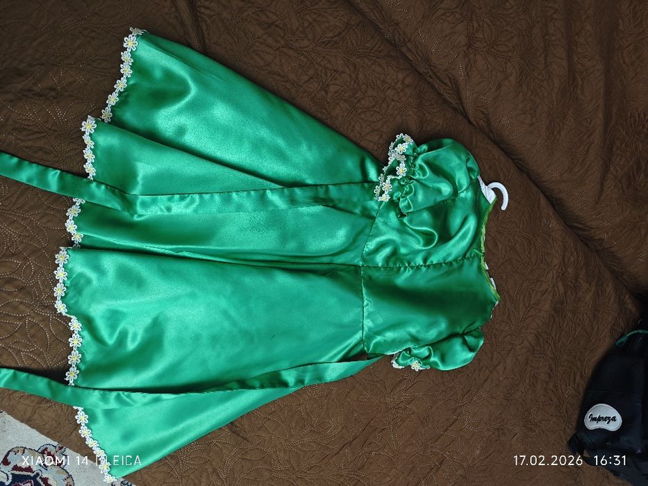 Платье- костюм весны на девочку