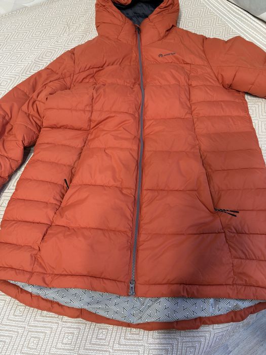 Продам зимнюю куртку “Outventure”