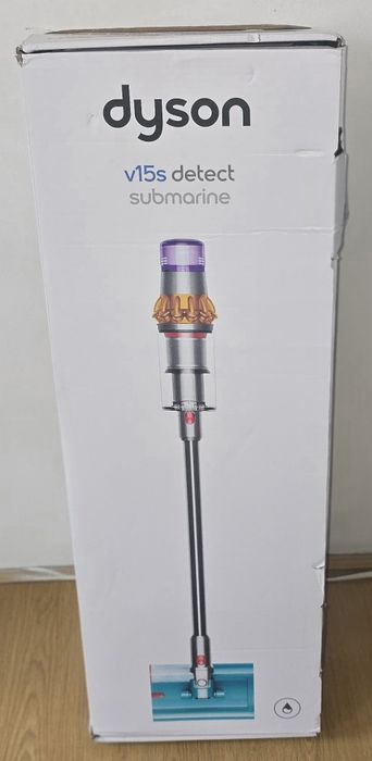 Продавам Dyson v15s, за сухо и мокро почистване-пълен комплект