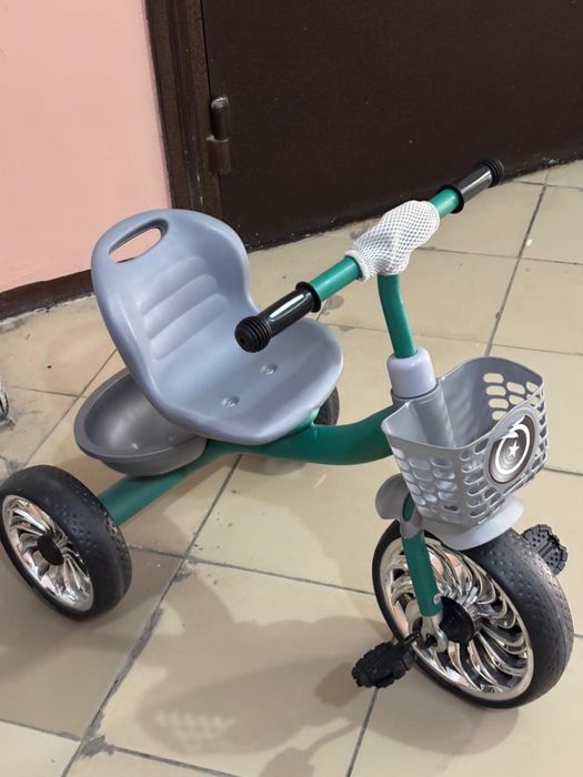 2 Кольаска велик удобная