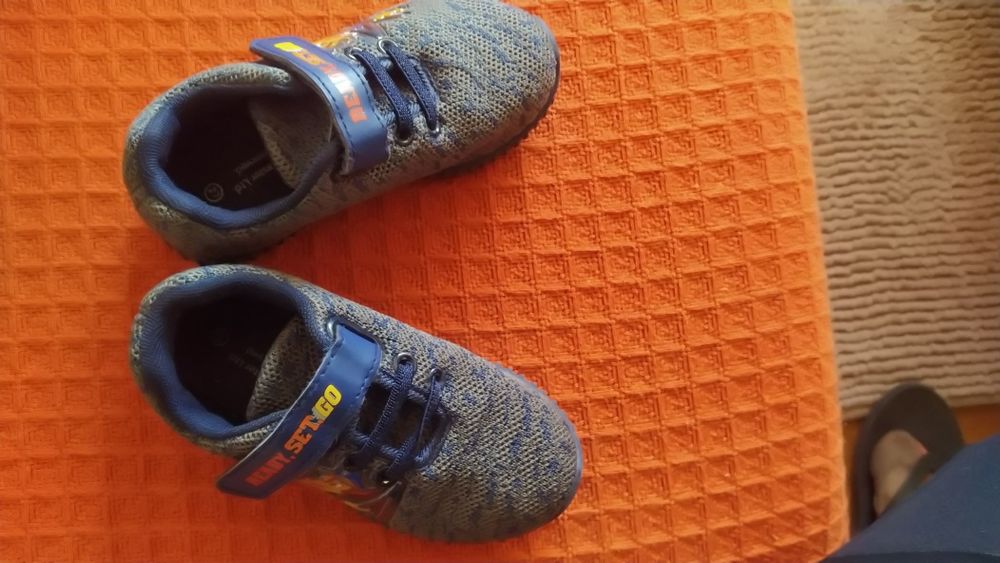 Детски пролетни обувки