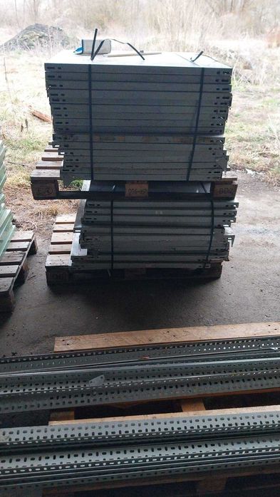 Rafturi metalice industriale rezistente – 80x100 / 90x90 cm