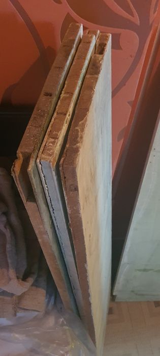 Остатки ламината, деревянные полки