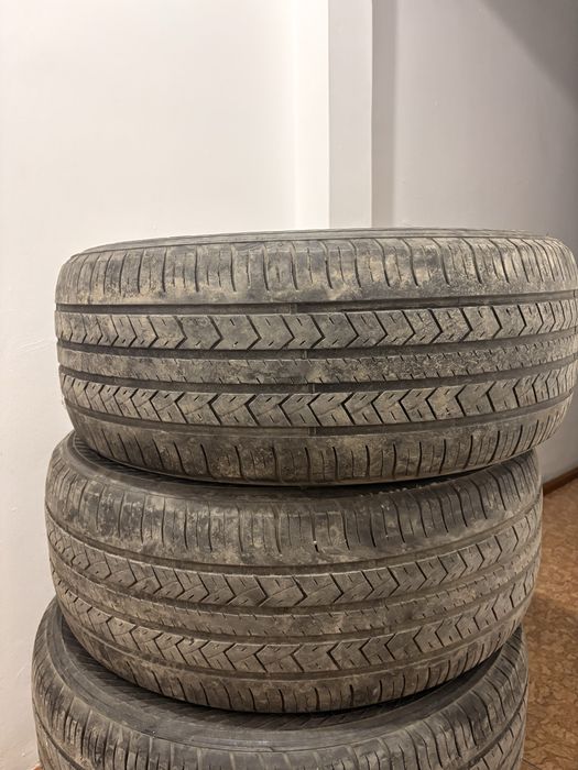 Продам шины 265/60/R18